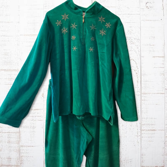 Teal Velvety 2pc Set w/ Sparkly Snowflakes by Links - Picture 4 of 10